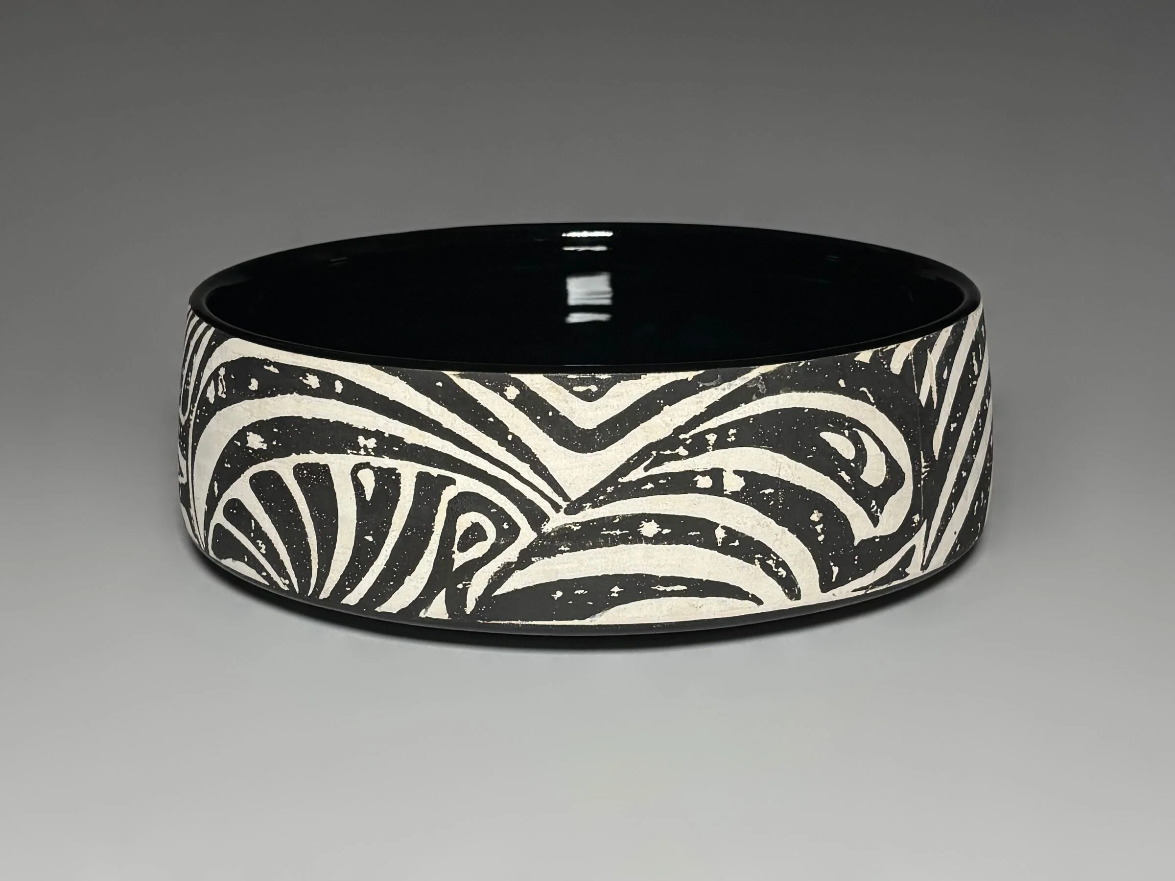 Zebra Swirl Stripe Bowl - Image 4